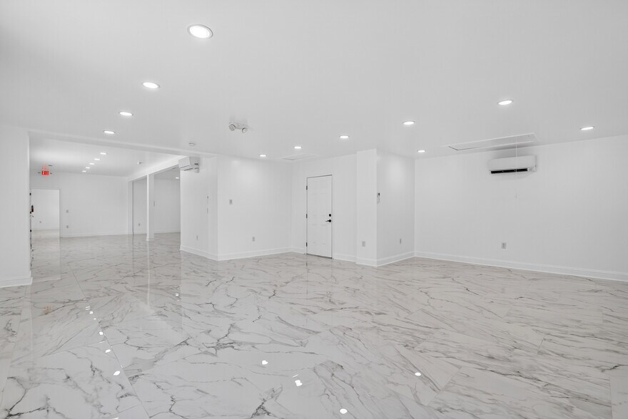 More Photos Of 3608 Burlington Rd, Greensboro Freestanding For Sale