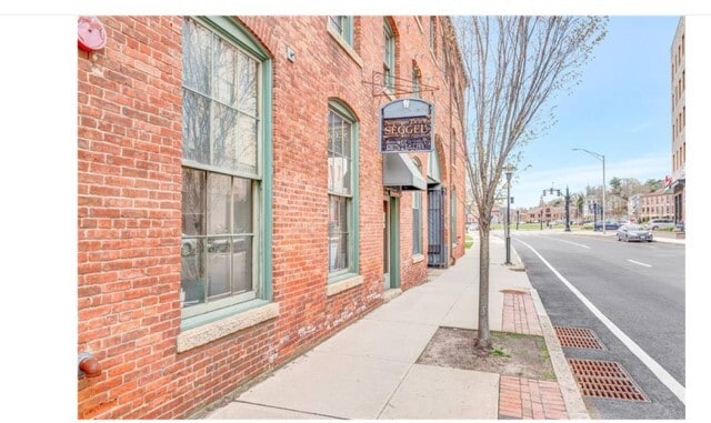 More Photos Of 520 S Water St, Providence Office Residential For Sale