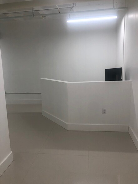 More Photos Of 4300 Biscayne Blvd, Miami Office Residential For Sale