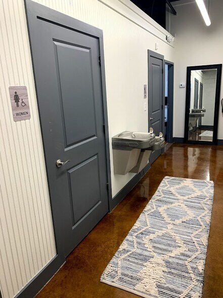 More Photos Of 1701 28th Ave S, Homewood Freestanding For Sale