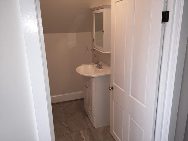 More Photos Of 139-141 S Loudoun St, Winchester Apartments For Sale