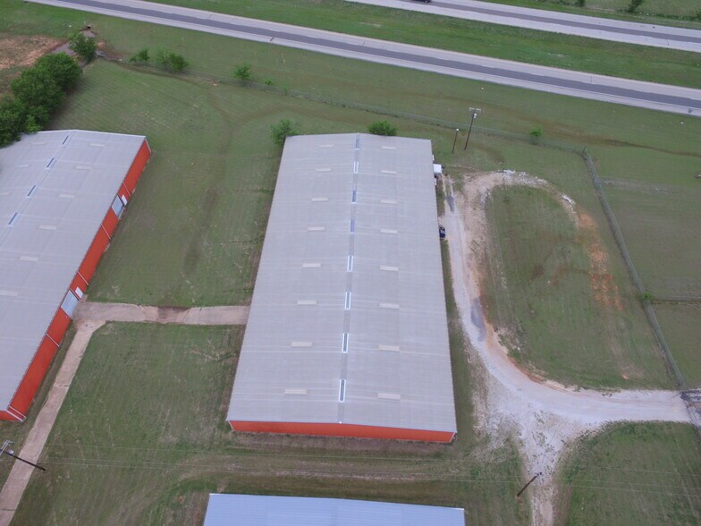 More Photos Of 000 E US-82, Nocona Warehouse For Sale
