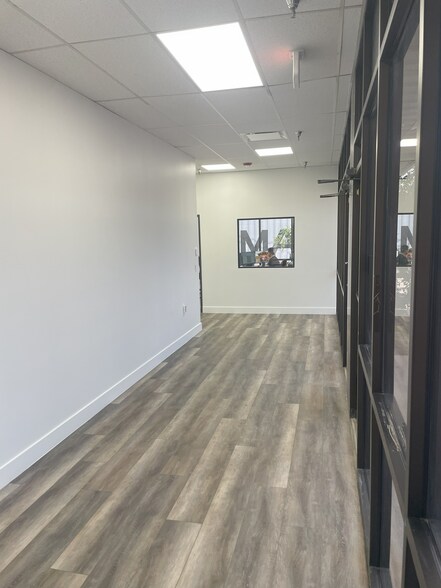 More Photos Of 1701 Massey Tompkins Rd, Houston Distribution For Sale