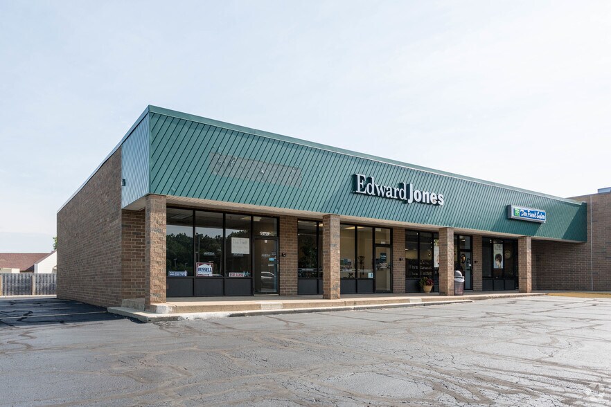 More Photos Of 4208-4248 Liberty Ave, Vermilion Storefront Retail Office For Lease