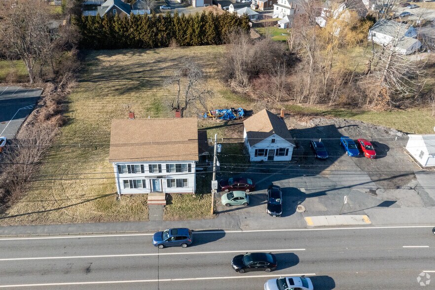 More Photos Of 69 Turnpike Rd, Southborough Land For Lease