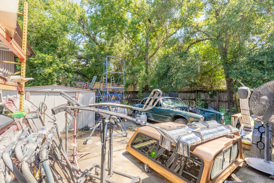 More Photos Of 635 Carswell Ave, Holly Hill Auto Repair For Sale