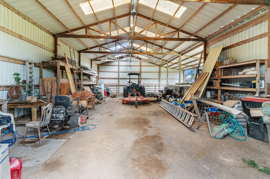 More Photos Of 14935 Highway 36, Needville Land For Sale