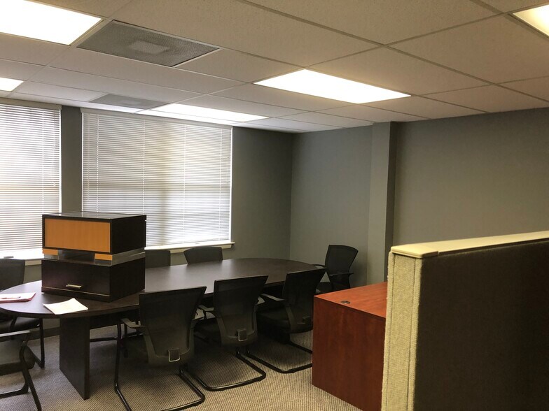 More Photos Of 271 US Highway 46, Fairfield Office For Lease