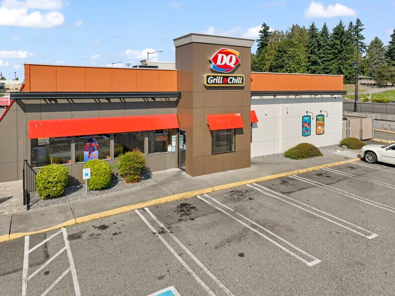 More Photos Of 900 Meridian Ave E, Milton General Retail For Lease