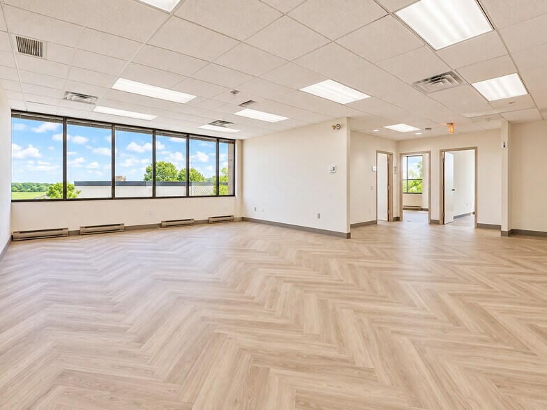 More Photos Of 350 Sentry Pky, Blue Bell Office For Lease