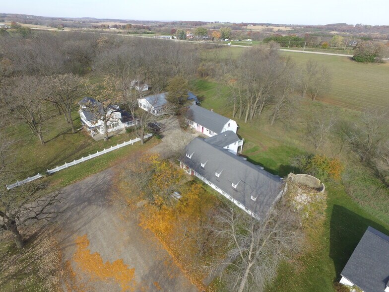 More Photos Of 540 North St, Green Lake Storefront Retail Residential For Sale