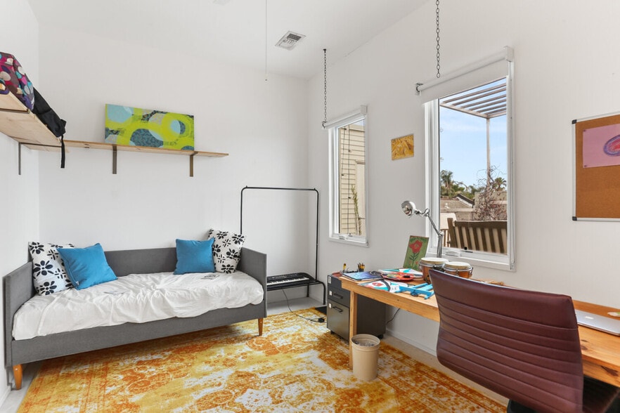 More Photos Of 1476 Magazine St, New Orleans Hotel For Sale