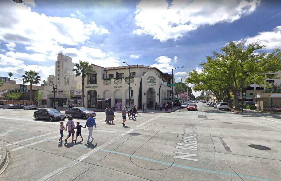 More Photos Of 592-594 E Colorado Blvd, Pasadena Storefront Retail Office For Lease
