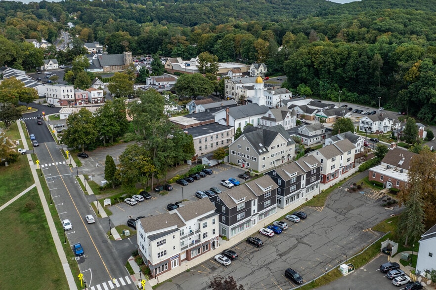 More Photos Of 155 Greenwood Ave, Bethel Unknown For Lease