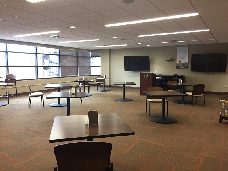 More Photos Of 104 S Wolcott St, Casper Office For Lease