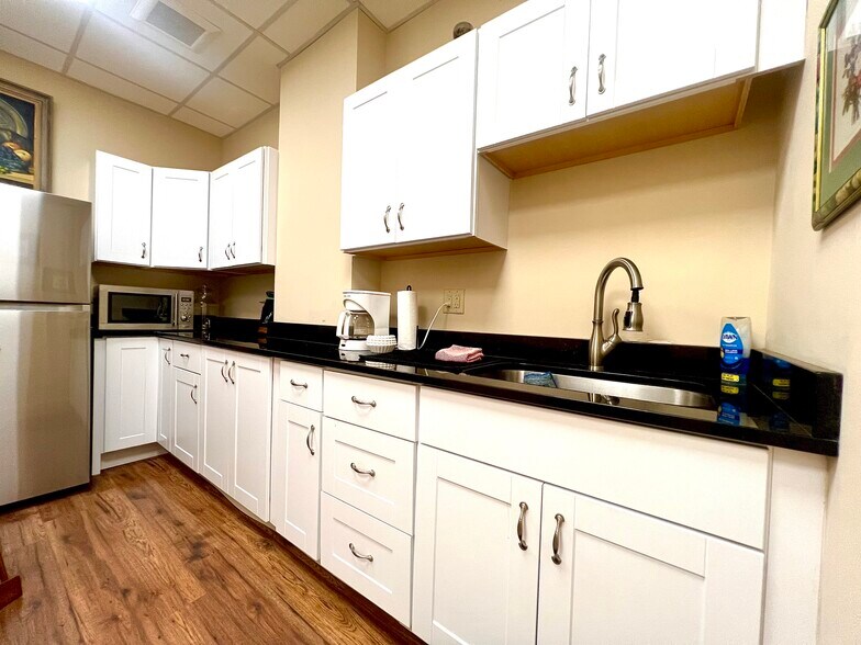 More Photos Of 238 Main St, Ridgefield Park Storefront Retail Residential For Sale