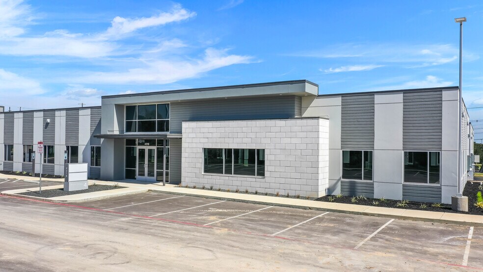 Primary Photo Of 4318 De Zavala Rd, San Antonio Office For Lease