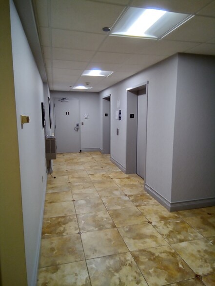 More Photos Of 15 Matthews St, Goshen Office For Sale