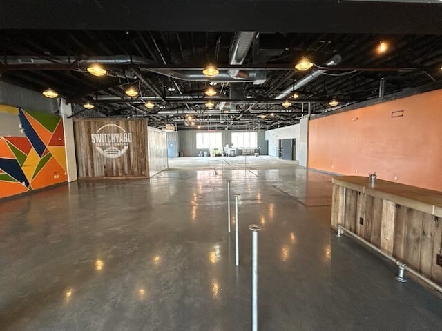 More Photos Of 419 N Walnut St, Bloomington Storefront For Sale