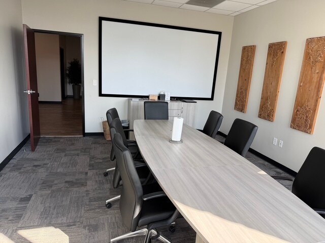 More Photos Of 200 E 8th St, Georgetown Storefront Retail Office For Lease