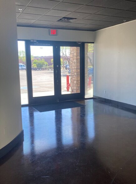 More Photos Of 16853 E Palisades Blvd, Fountain Hills Office For Lease
