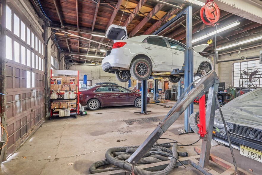 More Photos Of 1741 Princeton Ave, Lawrence Auto Repair For Sale