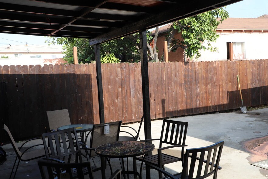 More Photos Of 11720 Inglewood Ave, Hawthorne Congregate Senior Housing For Sale