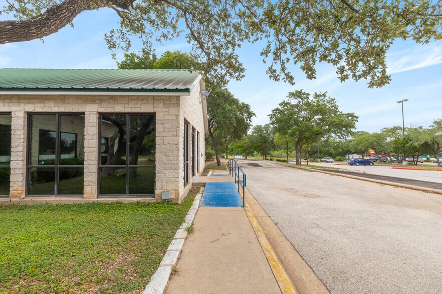 More Photos Of 11201 Pecan Park Blvd, Cedar Park Carwash For Lease