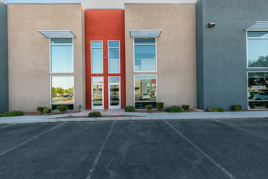 More Photos Of 7318 W Post Rd, Las Vegas Loft Creative Space For Sale
