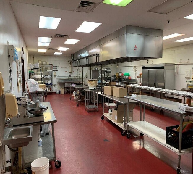 More Photos Of 149-18 Guy R Brewer Blvd, Jamaica Warehouse For Sale