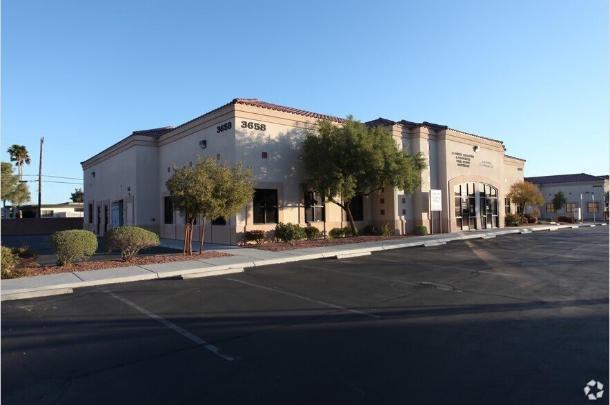 Primary Photo Of 3658 N Rancho Dr, Las Vegas Medical For Lease