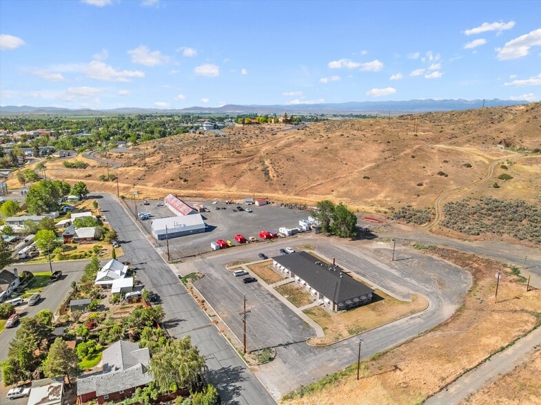 Primary Photo Of 1050 S Bridge St, Baker City Office For Sale