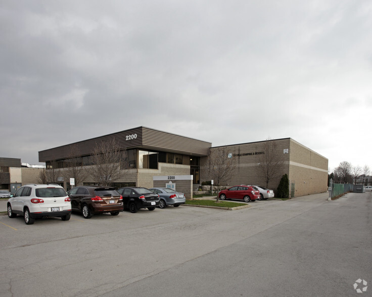 Primary Photo Of 2200 Speers Rd, Oakville Warehouse For Lease