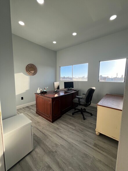 More Photos Of 5564 Sepulveda Blvd, Culver City Storefront For Lease
