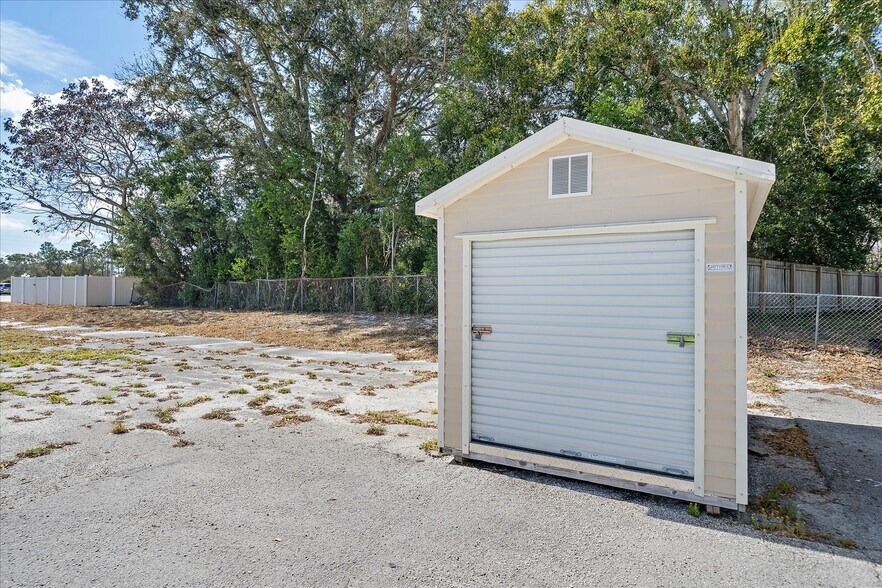 More Photos Of 3601 W Old 441, Mount Dora Specialty For Sale