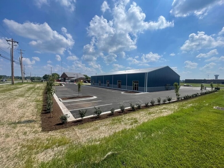 More Photos Of 101 John C Watts dr, Nicholasville Warehouse For Sale