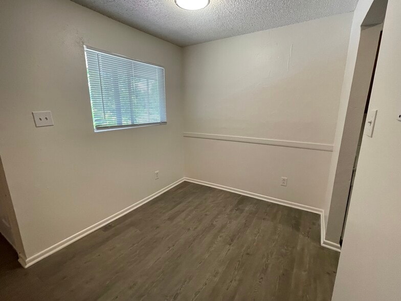 More Photos Of 401 Pinchback Rd, Beaumont Apartments For Sale