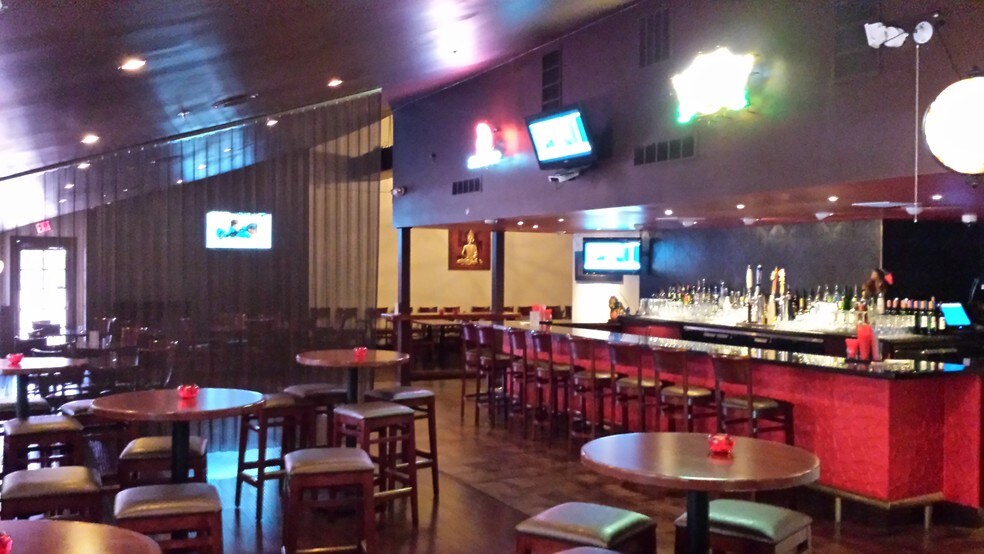 More Photos Of 1300 McHenry Ave, Modesto Restaurant For Sale