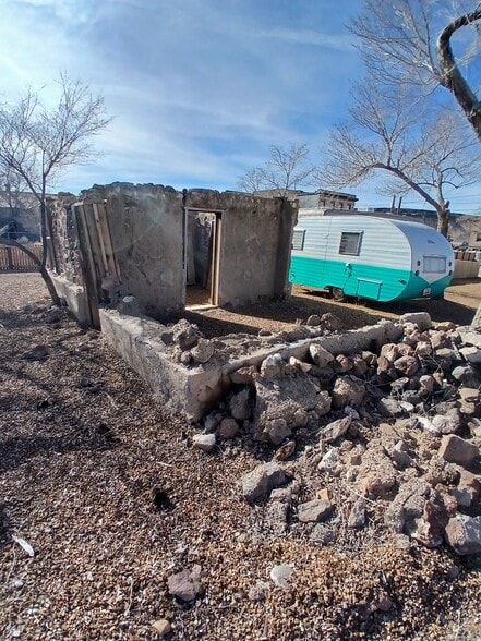 More Photos Of 317 N Columbia St, Goldfield Manufactured Housing Mobile Home Park For Sale