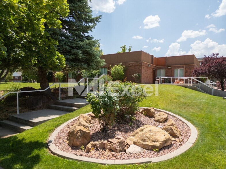 Primary Photo Of 78 E Center St, Parowan Bank For Lease