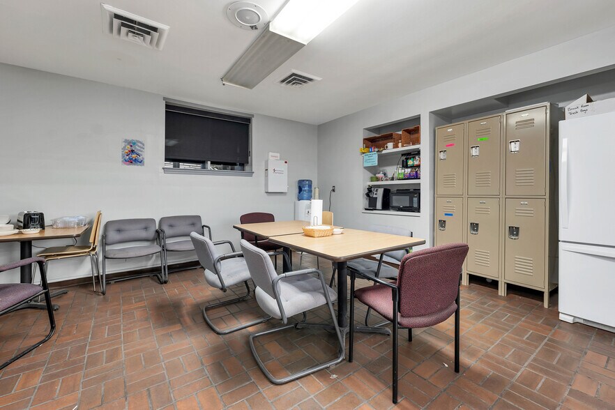 More Photos Of 48 Powers St, Milford Warehouse For Sale