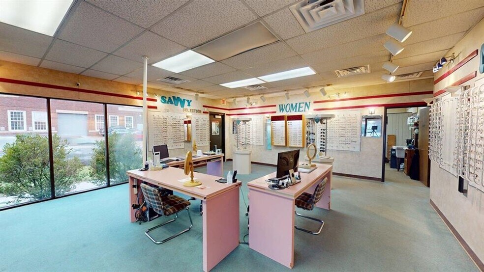 More Photos Of 2819 5th Ave, Huntington Medical For Sale
