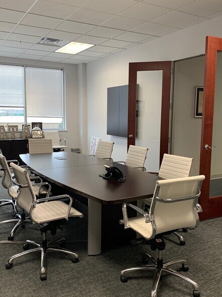 More Photos Of 9520 Berger Rd, Columbia Office For Lease