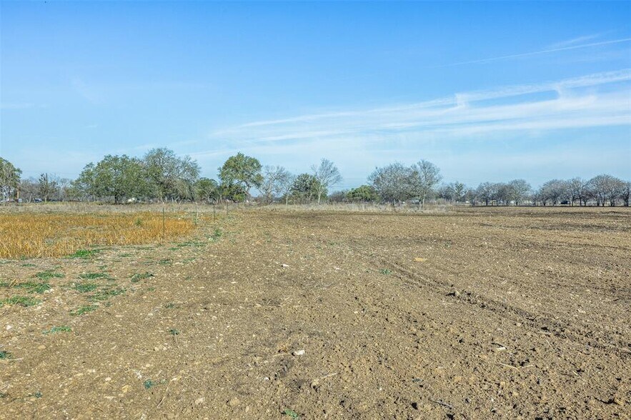 More Photos Of 600 NW River rd, Martindale Land For Sale