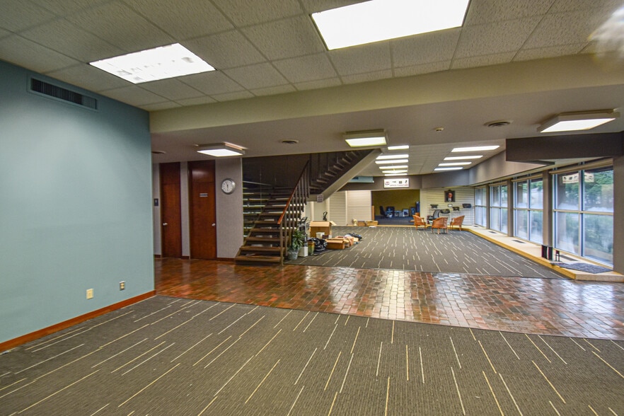 More Photos Of , Tuscaloosa Unknown For Sale