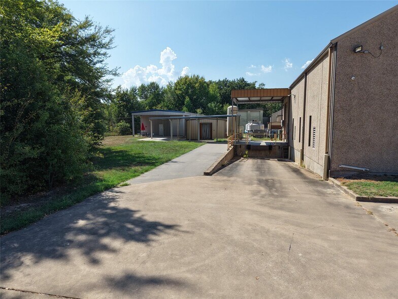 More Photos Of 4533 N FM 312, Winnsboro Industrial For Sale