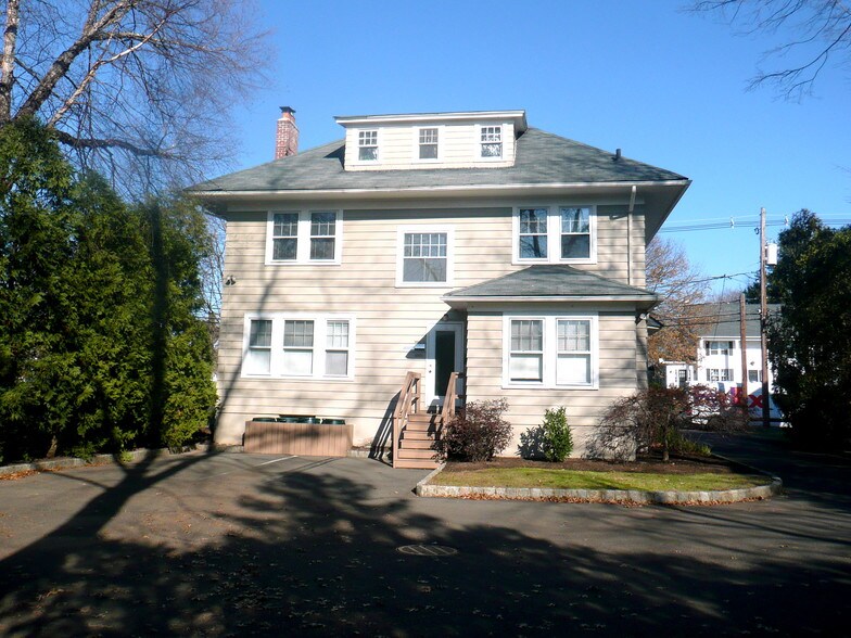 More Photos Of 114 S Euclid Ave, Westfield Office For Sale