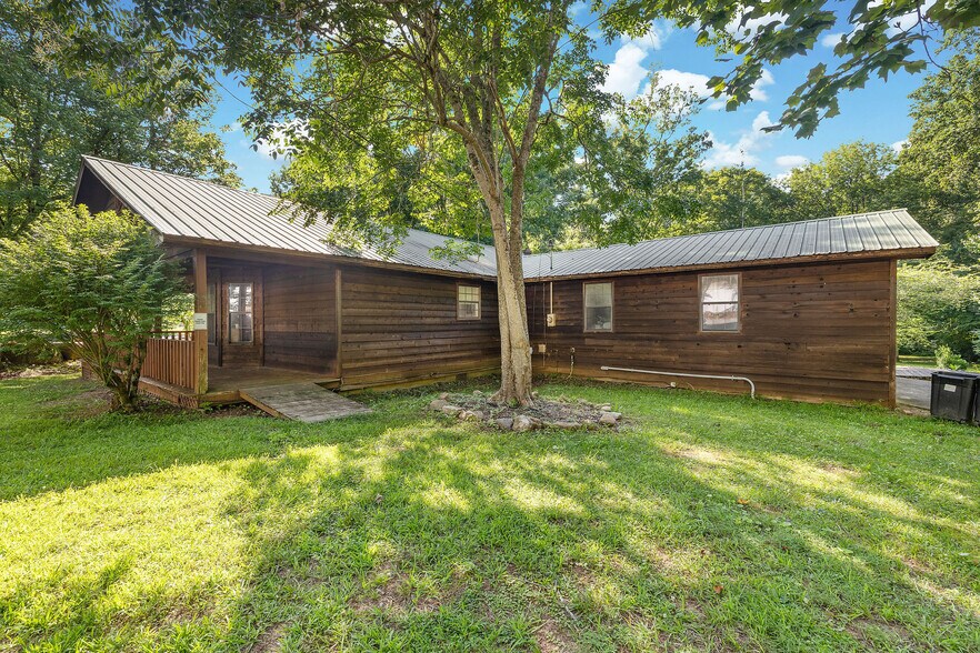 More Photos Of 10360 AL-227, Albertville Specialty For Sale