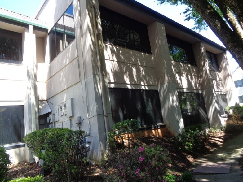 More Photos Of 2255 Cumberland Pky SE, Atlanta Office For Lease