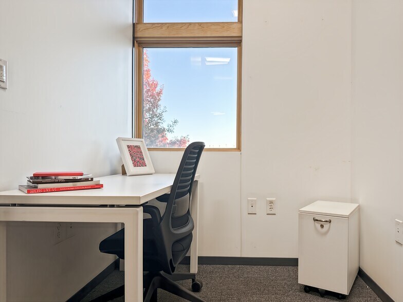 More Photos Of 5741 Legacy Dr, Plano Coworking Space